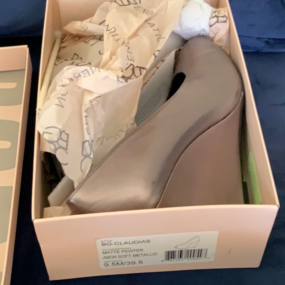 BCBG peeptoe wedge